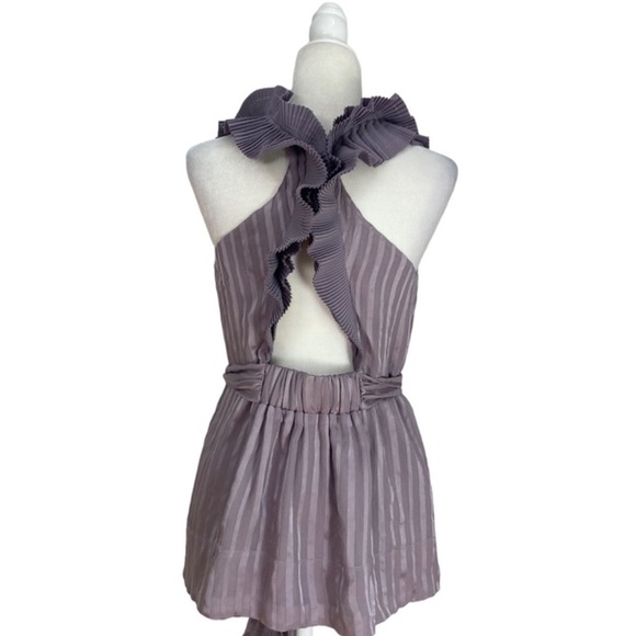 BCBGMaxAzria Silk Ruffle Pleated Open Back Sleeveless Blouse Purple Mauve - Picture 4 of 8